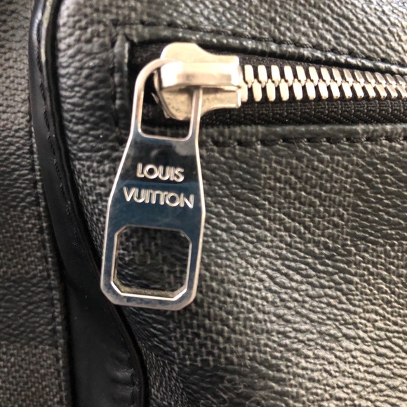 Louis Vuitton Josh Backpack - Picture 2 of 8